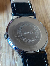 Load image into Gallery viewer, Vintage Timex Marlin Dress watch