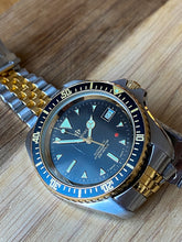 Load image into Gallery viewer, Vintage Zodiac Red Dot two-tone dive watch