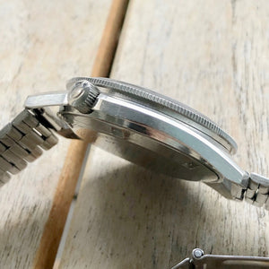 Vintage Bulova Accutron Deep Sea 666 dive watch