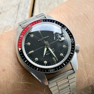 Vintage Bulova Accutron Deep Sea 666 dive watch