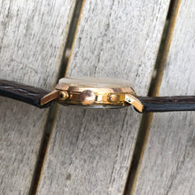 Load image into Gallery viewer, Classic Yema Chronograph - Valjoux 92 - Beautiful dress chronograph