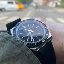 Load image into Gallery viewer, Bulova Oceanographer 333 ft.