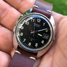Load image into Gallery viewer, Covert and classy Seiko 7005-8030 &#39;MACV-SOG&#39; Vietnam era field watch