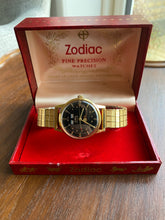 Load image into Gallery viewer, Vintage Zodiac Moonphase (Ref. Grant)